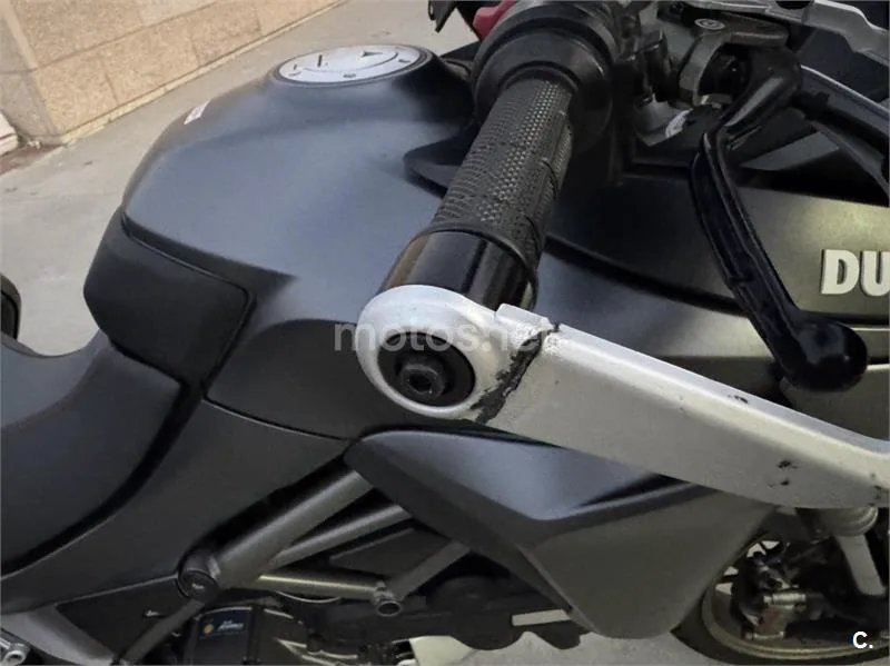 Ducati Multistrada - Vista 8