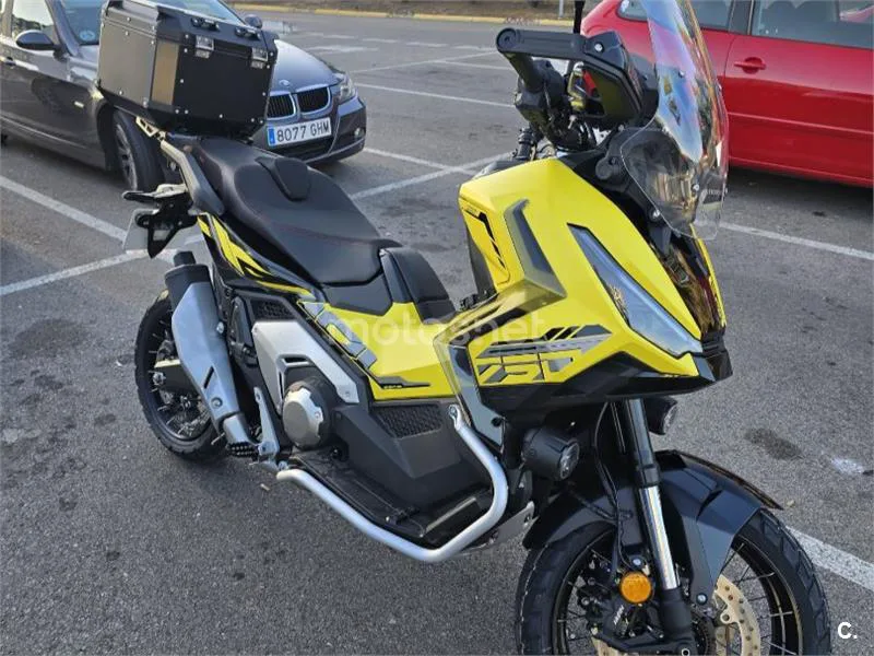 Honda X-ADV - Vista 3