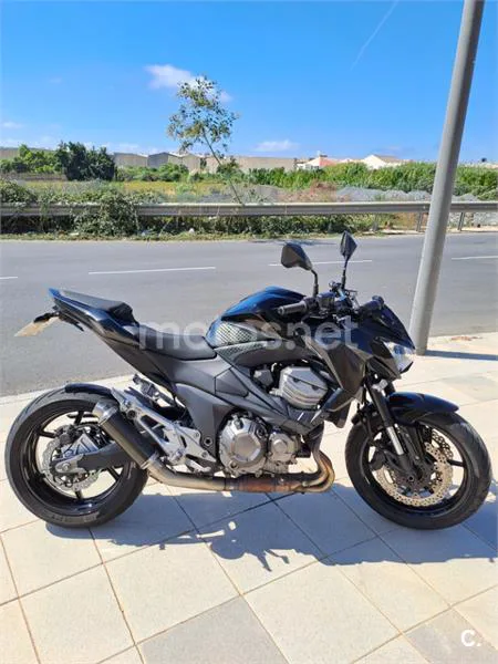 Kawasaki Z800 - Vista 12