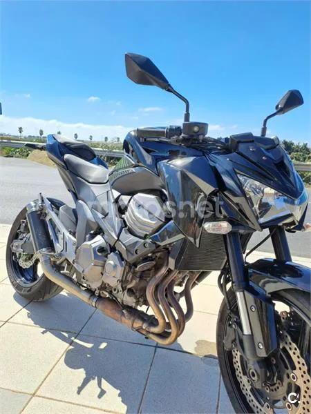 Kawasaki Z800 - Vista 17