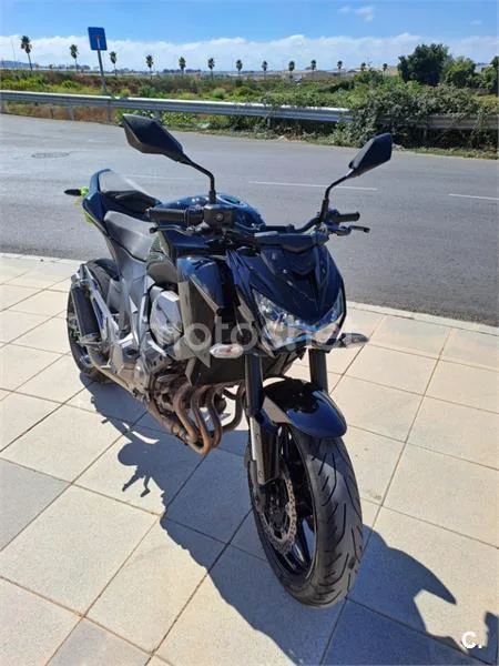 Kawasaki Z800 - Vista 4
