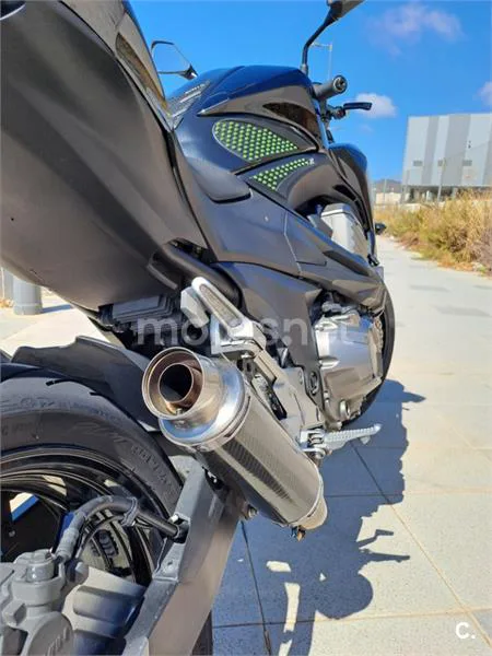 Kawasaki Z800 - Vista 10