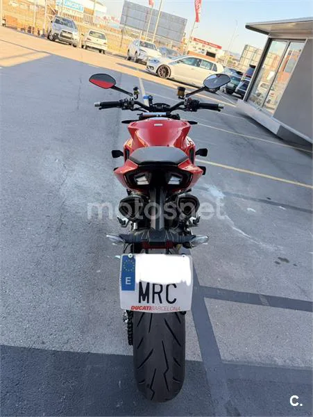 Ducati Streetfighter V2 - Vista 8