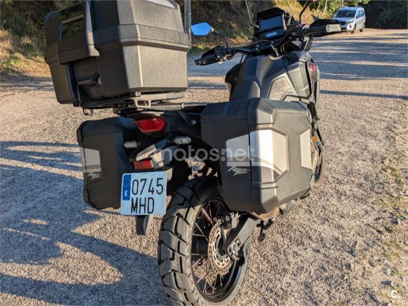 Honda CRF1100L Africa Twin - Vista 4