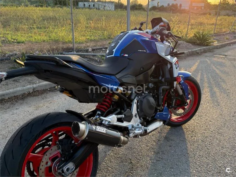 BMW F 900 R - Vista 4