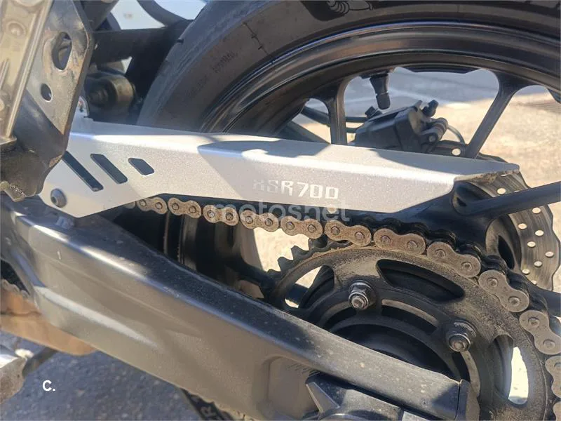 Yamaha XSR700 - Vista 5