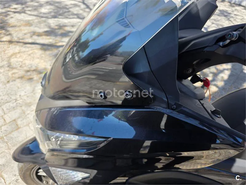 Kymco Grand Dink 300 - Vista 7