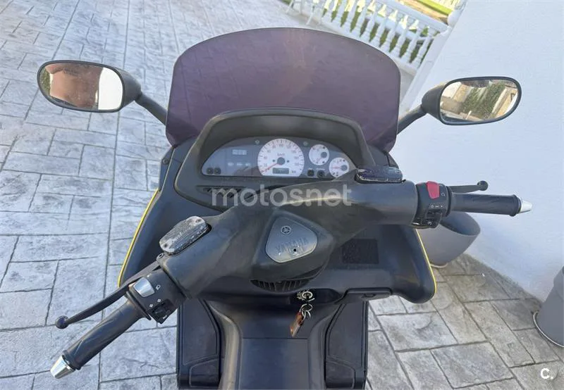 Yamaha TMAX 500 - Vista 4