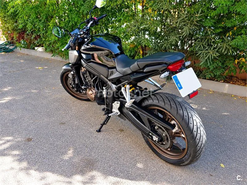 Honda CB650R - Vista 3