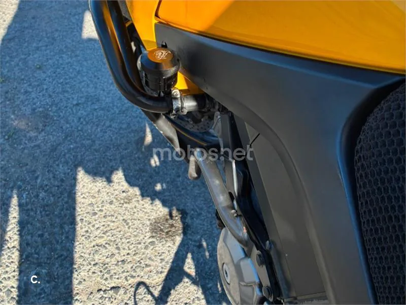 Suzuki V-Strom 650 - Vista 6