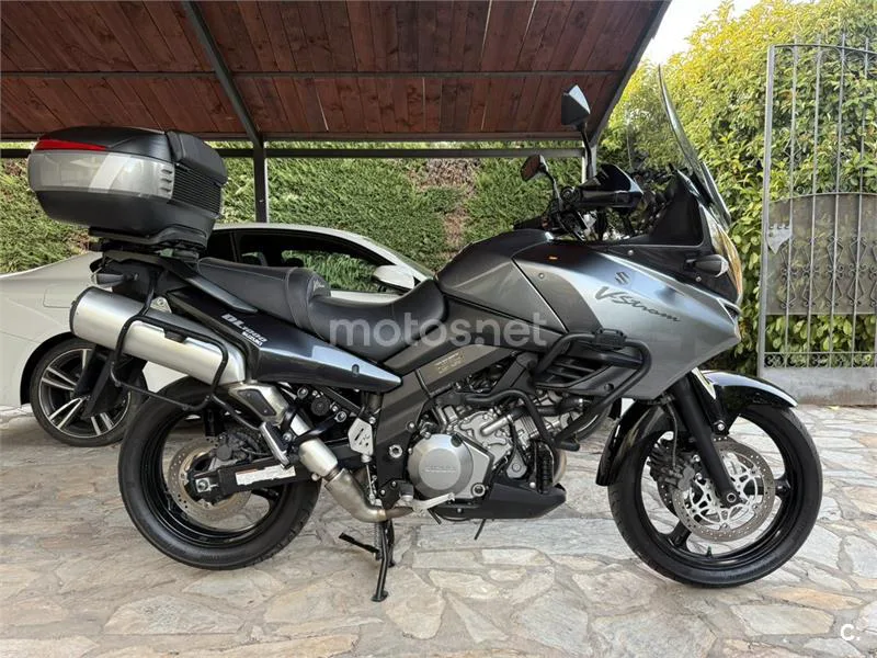 Suzuki V-Strom 1000 - Vista 4