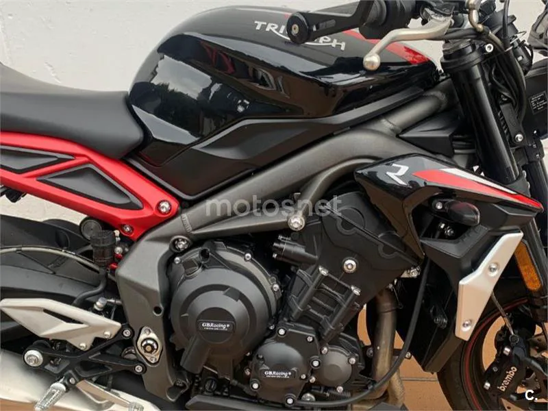 Triumph Street Triple - Vista 8