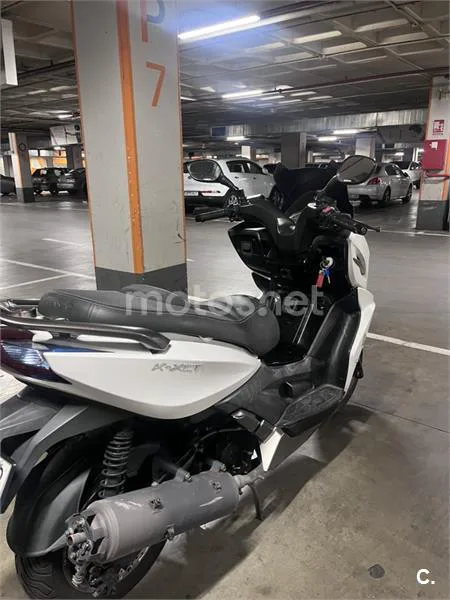 Kymco K-XCT 300i - Vista 8