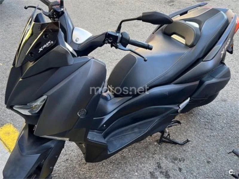 Yamaha XMAX 300 - Vista 6