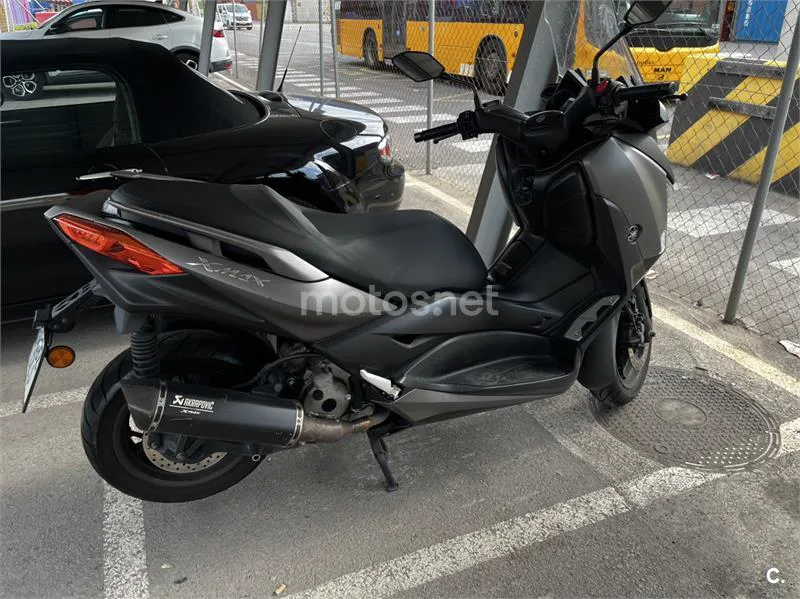 Yamaha XMAX 400 - Vista 11