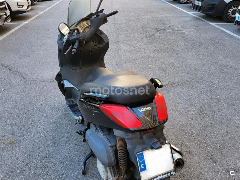 Yamaha XMAX 250 - Vista 4