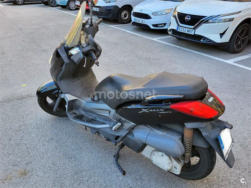 Yamaha XMAX 250 - Vista 5