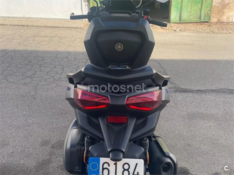 Yamaha XMAX 300 - Vista 4