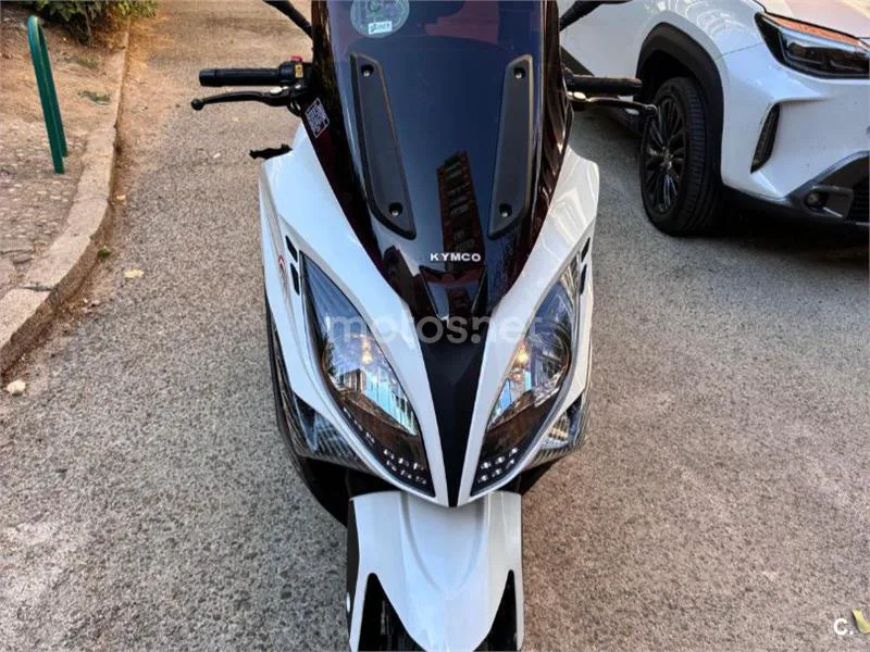 Kymco Xciting 500R - Vista 3