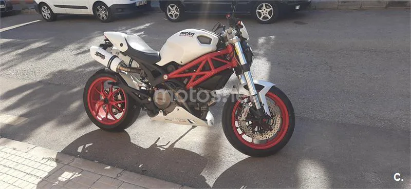 Ducati Monster 796 - Vista 6