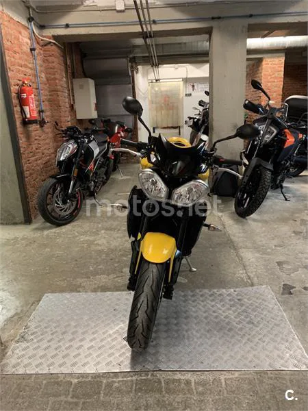 Triumph Speed Triple 12.200 € 2012 Asturias - 2