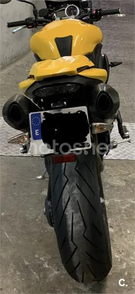 Triumph Speed Triple - Vista 5