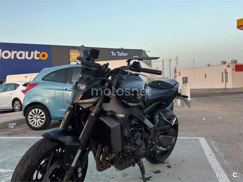 Yamaha MT-09 - Vista 3