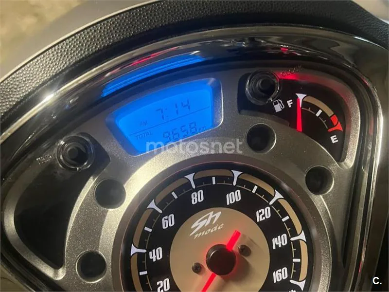 Honda SH125i - Vista 3