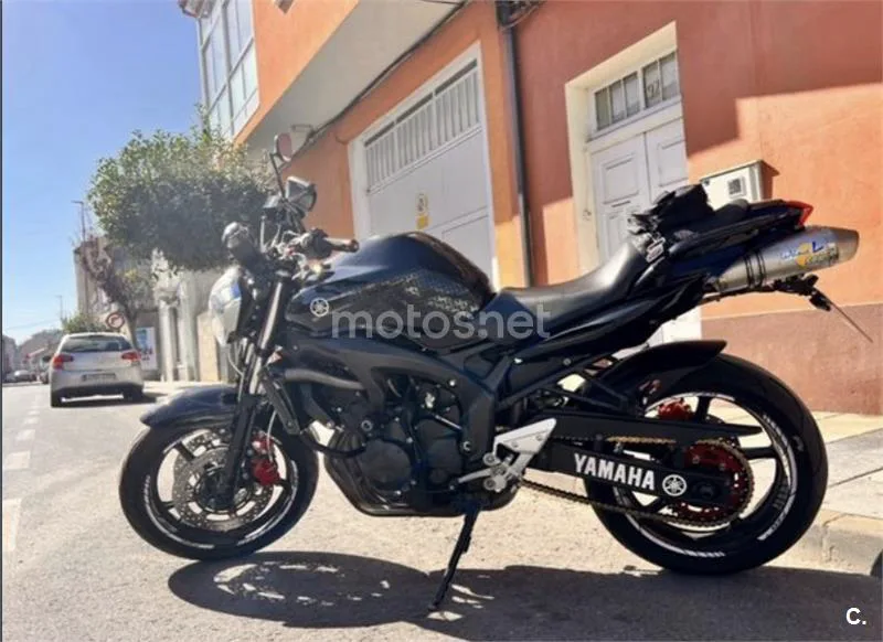 Yamaha FZ6 - Vista 3