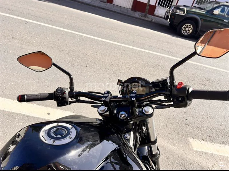 Yamaha FZ6 - Vista 4