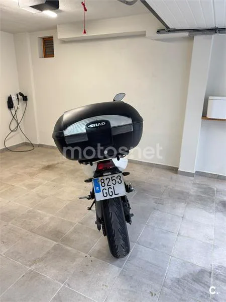 Kawasaki ER-6n - Vista 3
