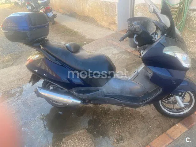 Aprilia Atlantic 250 - Vista 3