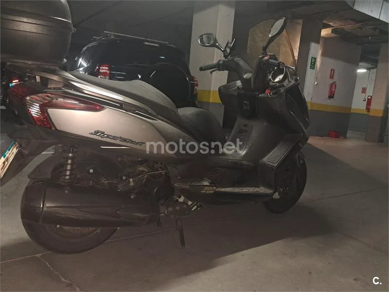 Kymco Super Dink 300 1100 € 2011 Madrid - 2