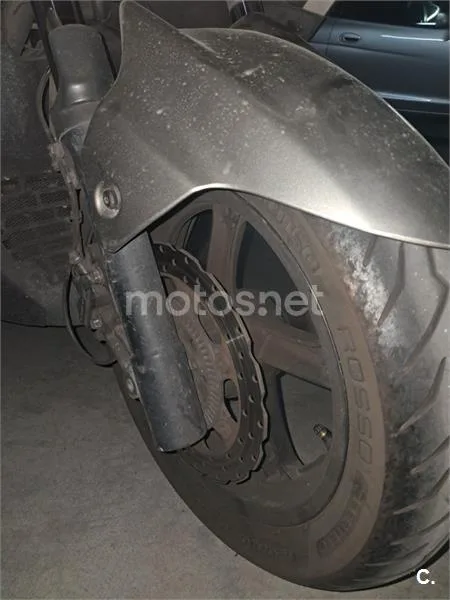 Kymco Super Dink 300 - Vista 7