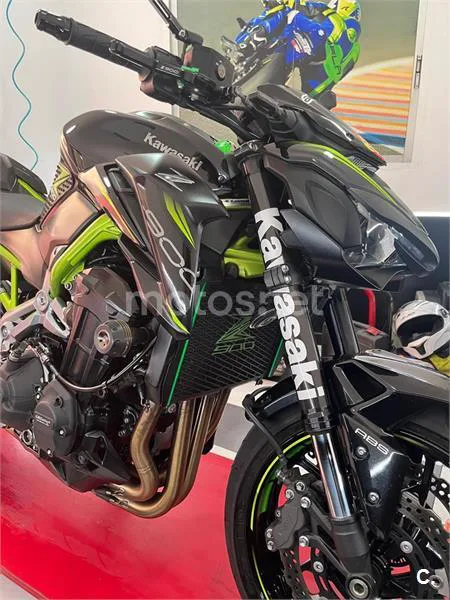 Kawasaki Z900 - Vista 5