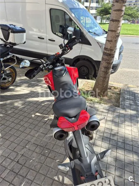 Ducati Hypermotard - Vista 6