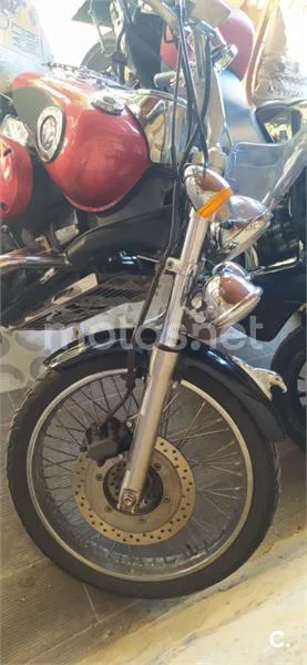 Honda Shadow 750 - Vista 9