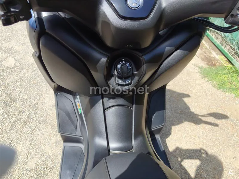 Yamaha XMAX 125 - Vista 14