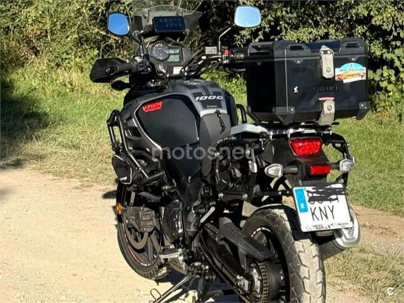 Suzuki V-Strom 1000 - Vista 17