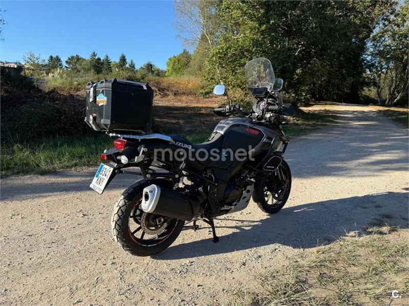 Suzuki V-Strom 1000 - Vista 27