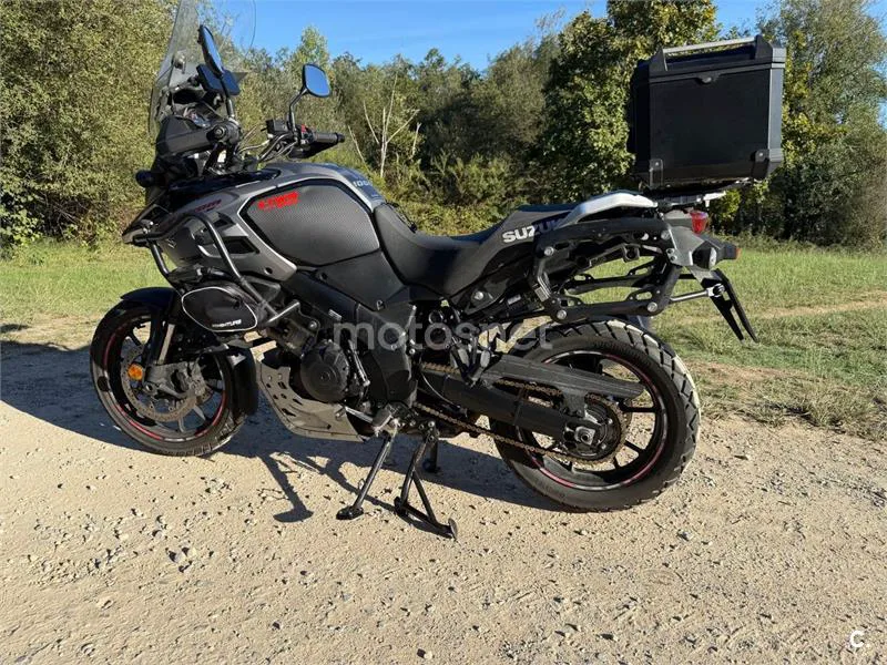 Suzuki V-Strom 1000 - Vista 28