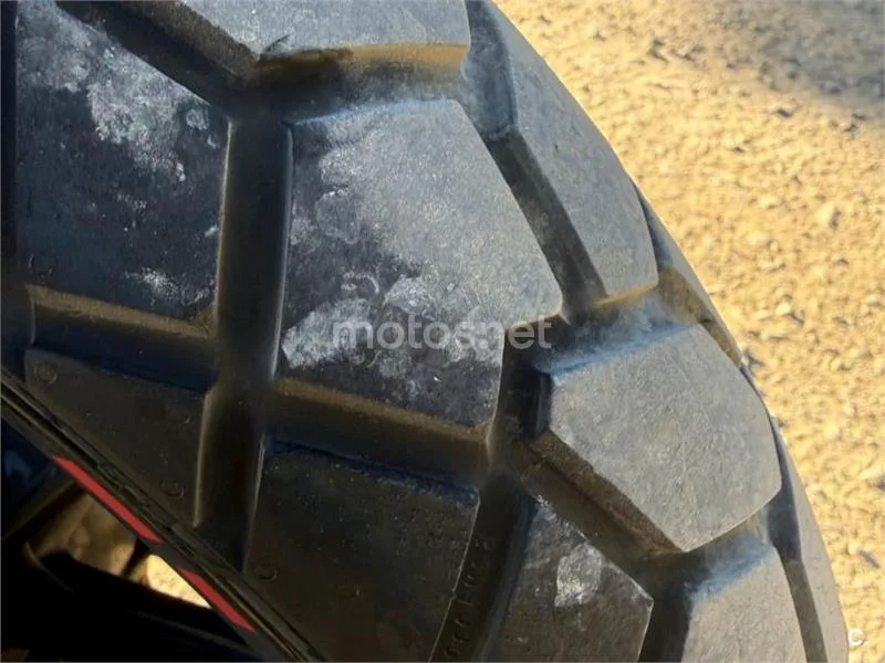 Suzuki V-Strom 1000 - Vista 29
