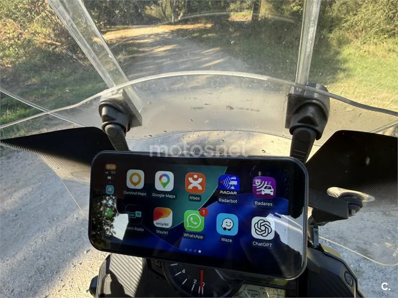 Suzuki V-Strom 1000 - Vista 10