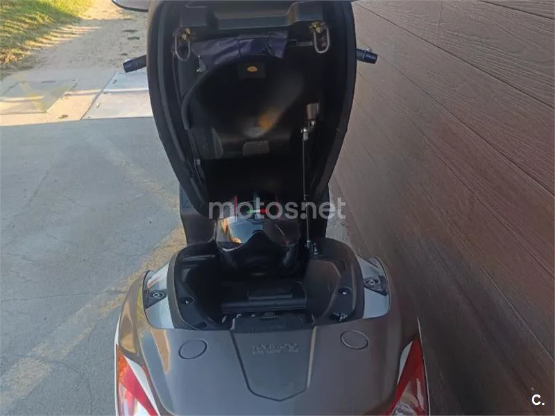 Kymco Super Dink 125 - Vista 12