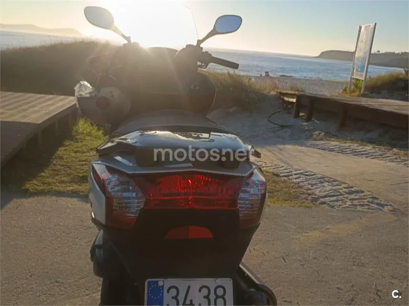 Kymco Super Dink 125 - Vista 4