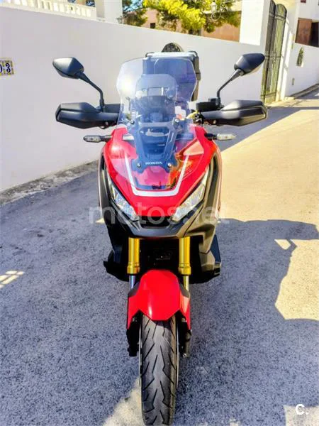 Honda X-ADV - Vista 4