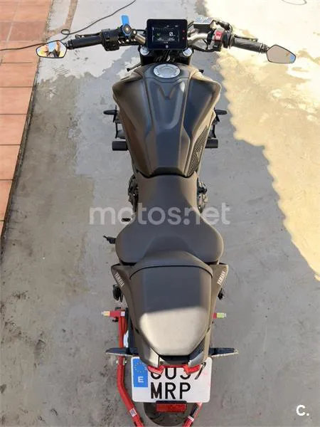 Yamaha MT-07 - Vista 4