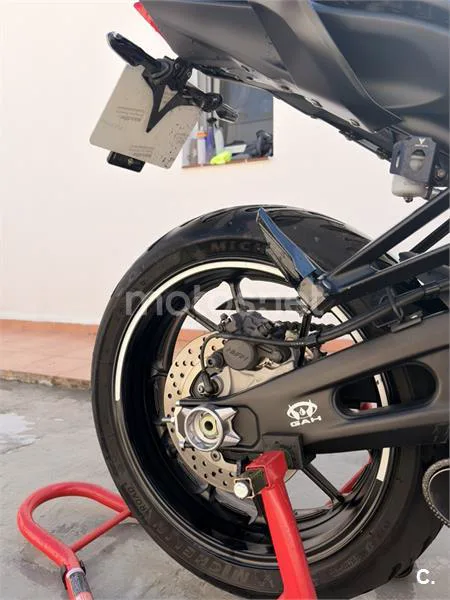 Yamaha MT-07 - Vista 6