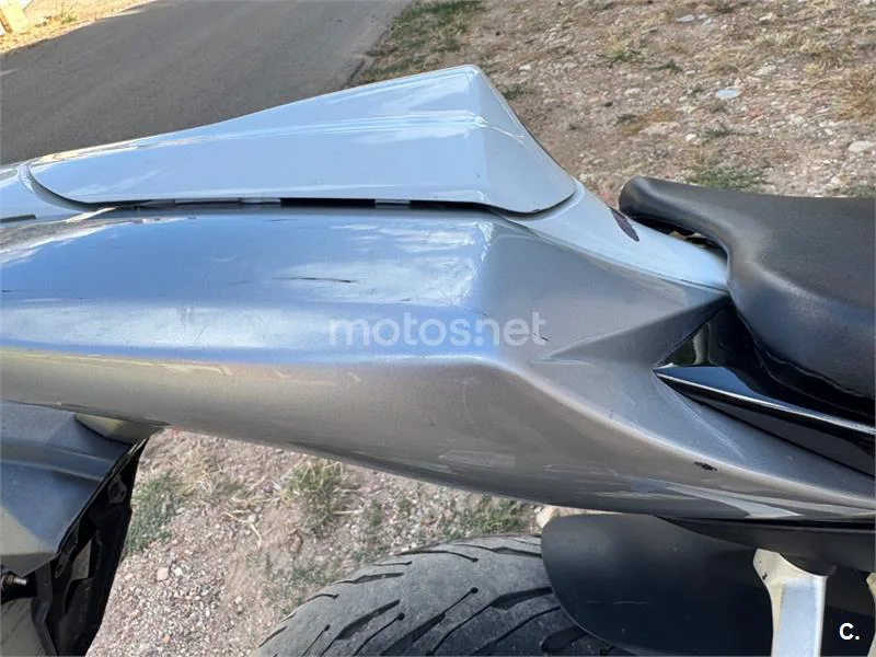 Suzuki GSX-R600 - Vista 7