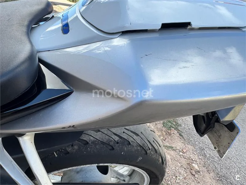 Suzuki GSX-R600 - Vista 8